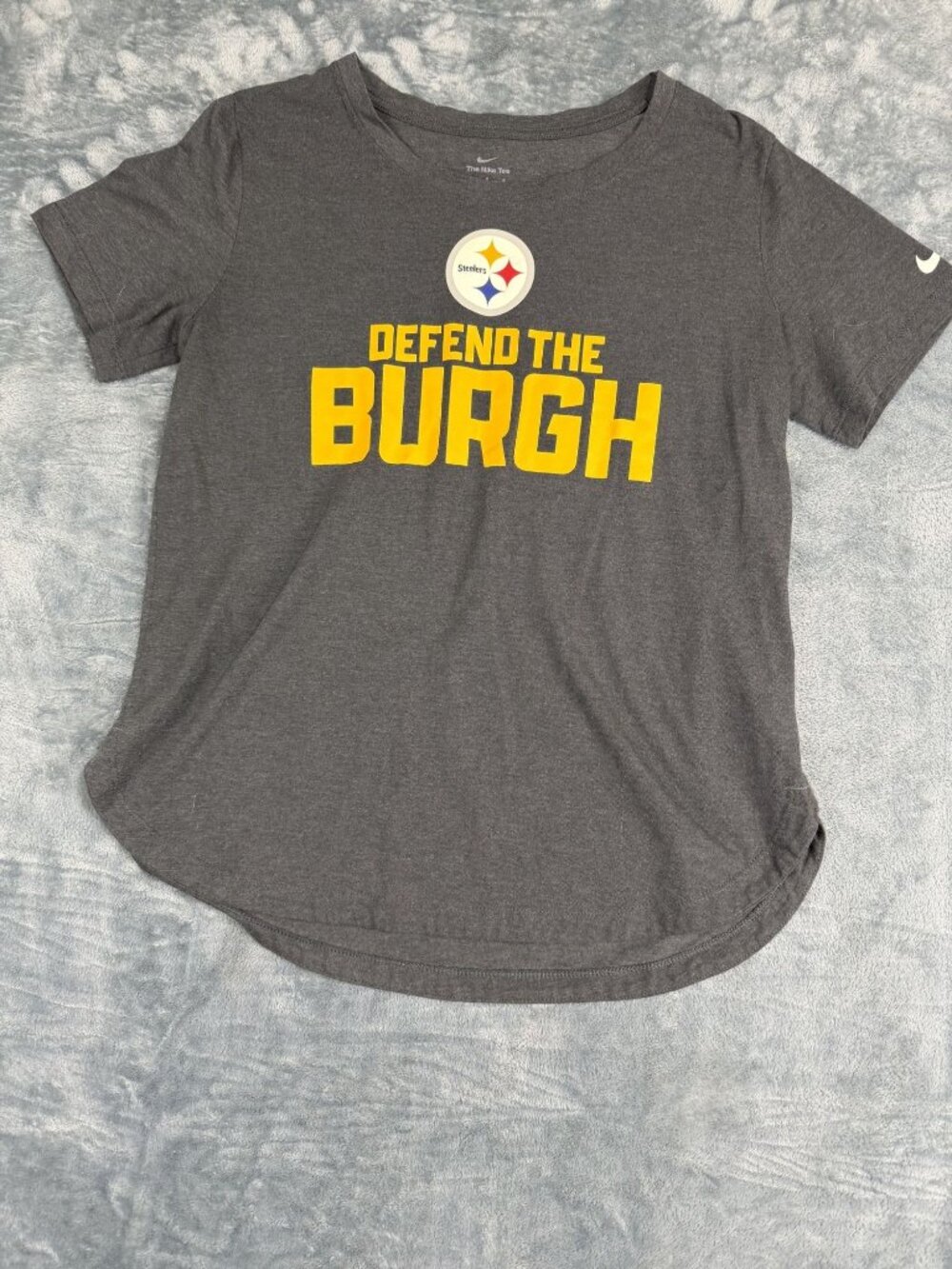 Steelers Womens Nike Tee Defend The Burgh Gray Short Sleeve Size L
